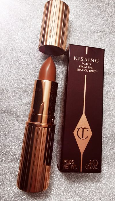 Kissing Yes Honey - Charlotte Tilbury