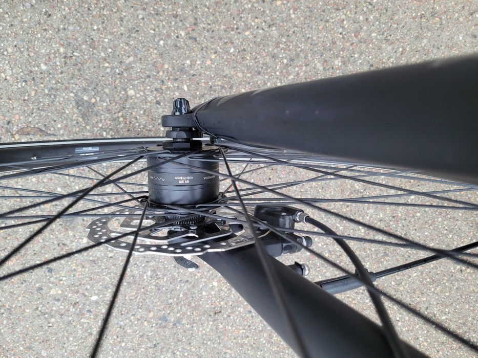 Rower Pegasus Strong SL Black  Nexus  Suntour  rozm. 60  STAN IDEALNY