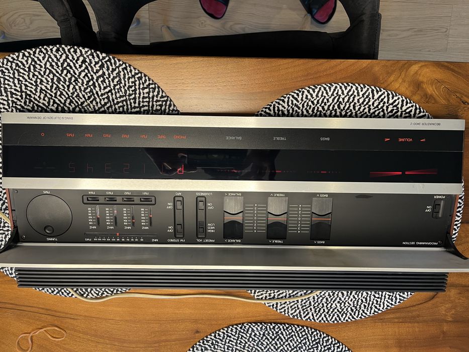 Gramofon Bang&Olufsen Beogram 2402 + Beomaster 2400-2