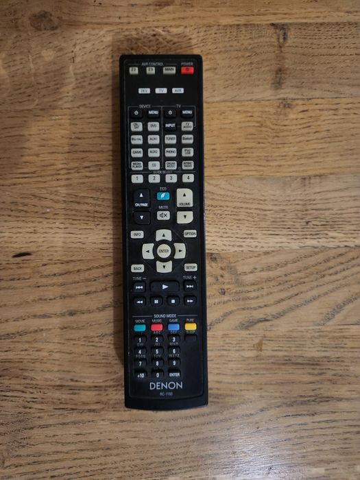 Amplituner Denon AVR-X6200W