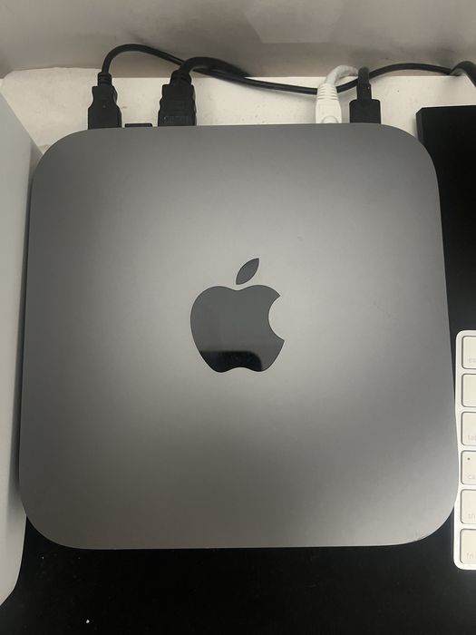 Mac mini 2018  i7 32GB RAM | 512GB SSD