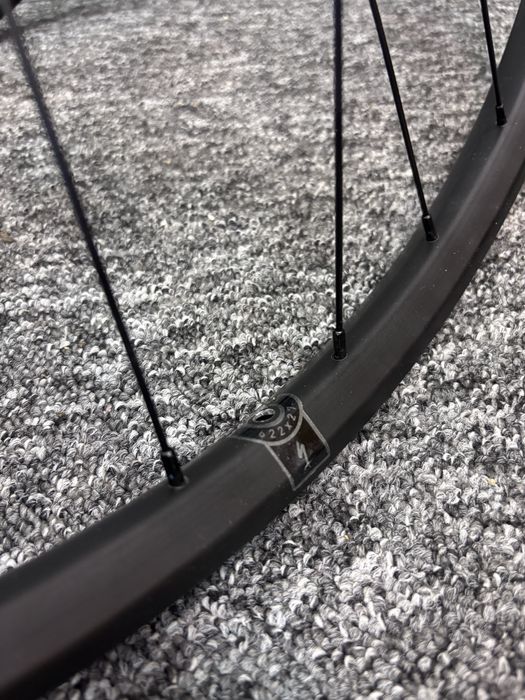 Koła Specialized 29 cali / Boost / Tubeless Ready / 6 śrub