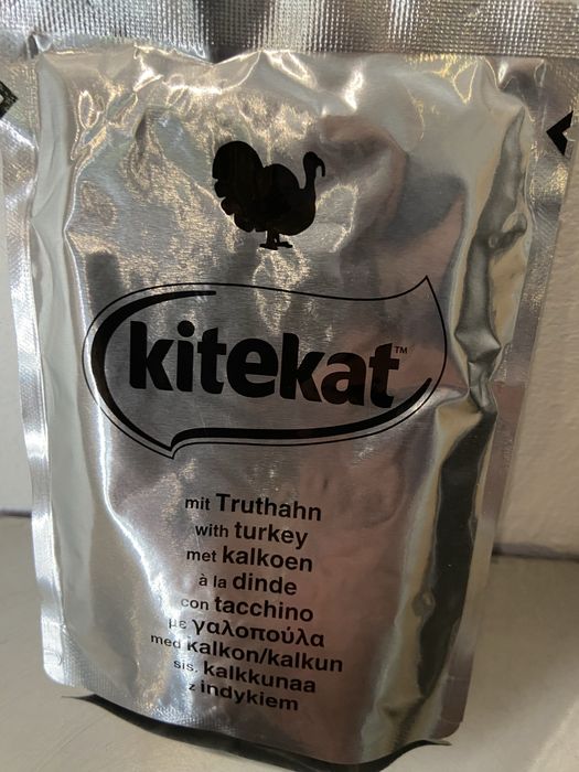 Вологий корм для котів Kitekat, паучі 85 г