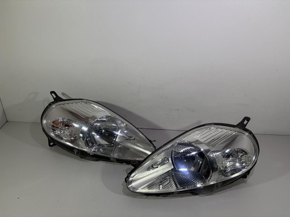 Fiat grande punto lampy przód przednie komplet europa lewa prawa