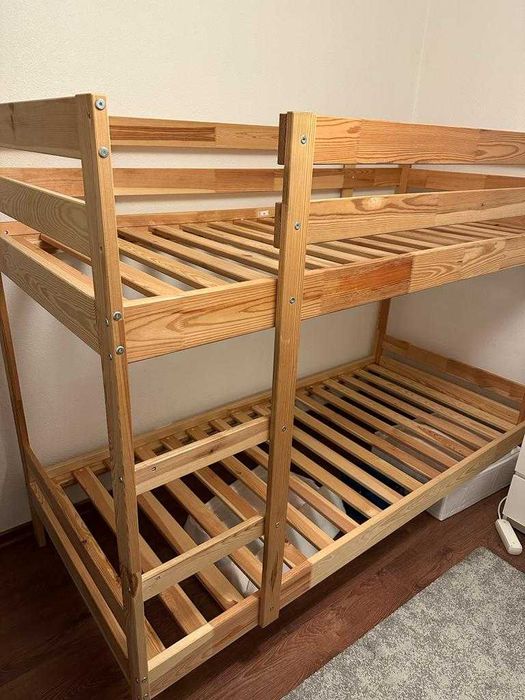 Beliche Ikea Mydal em bom estado