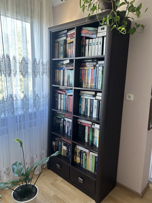 Biblioteczka na książki