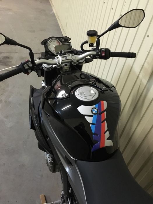 Мотоцикл BMW S1000R