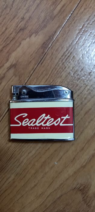 Зжигалка бензинова.