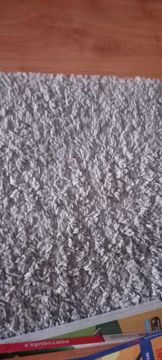 Tapete cinzento ikea