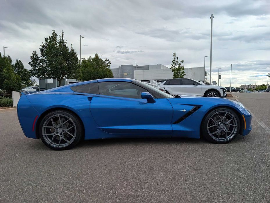 Chevrolet Corvette Stingray Z51      2014