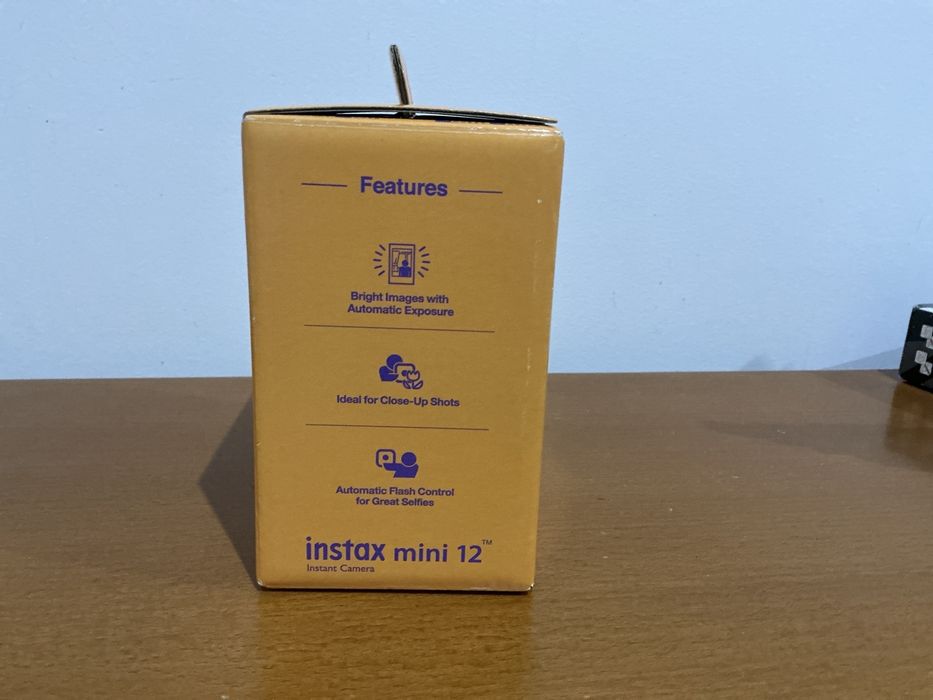 Fujifilm intax mini 12 lilac-purple