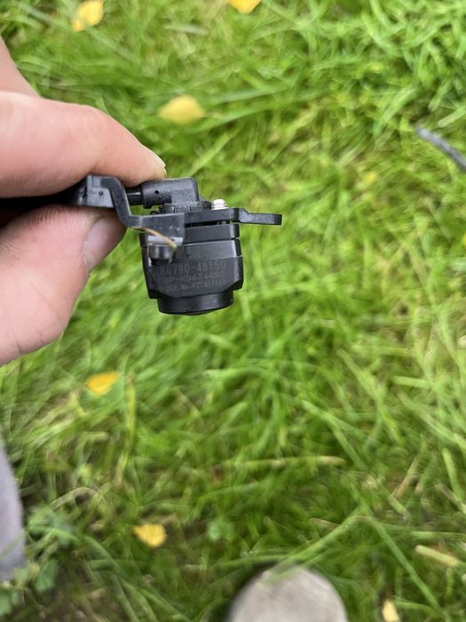 Камера бічного дзеркала ліва Toyota Rav4 19-21 8679048150