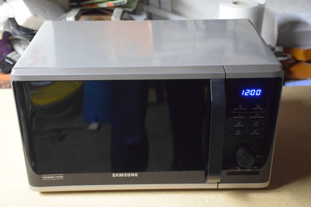 Microondas Samsung MG23K3515AS