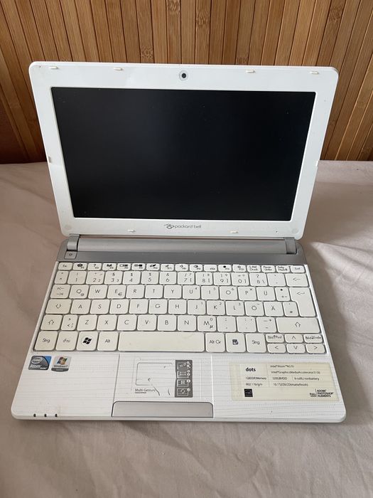 Laptop Packard Bell ZE8