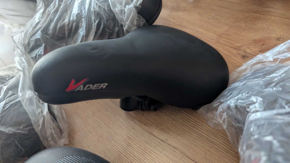 28x siodełko rowerowe Vader