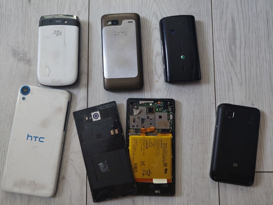 Telefony smartfony HTC Sony ZTE BlackBerry uszkodzone