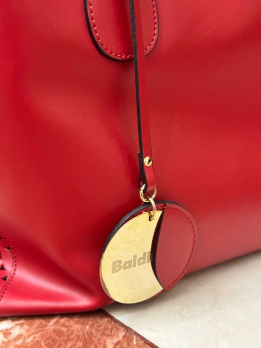 Жіноча сумка   .