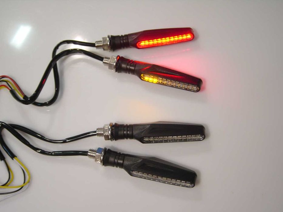 Piscas LED com DRL e Stop para mota