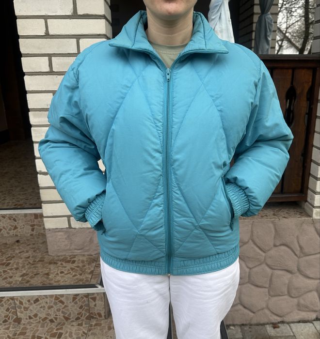 Жіночий пуховик синій