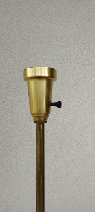 Stara lampa mosiężna