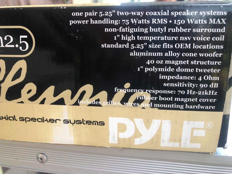 Автомобільні колонки нові Pyie