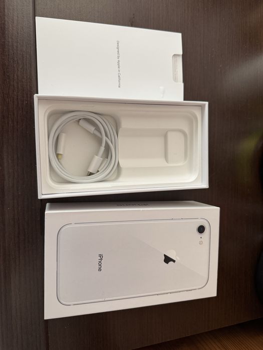 iPhone 8 (biały)