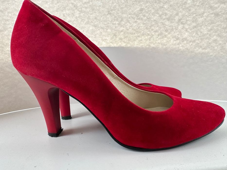 Buty szpilki czerwone 38