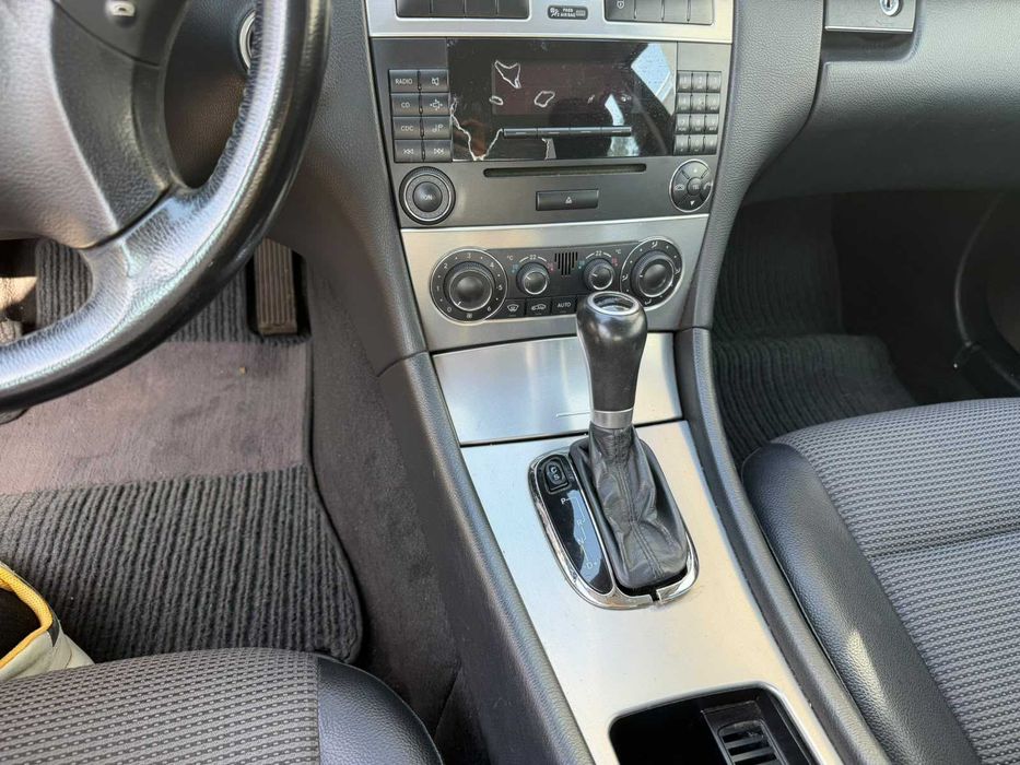 Mercedes-Benz C 220 CDI Modelo 203 008