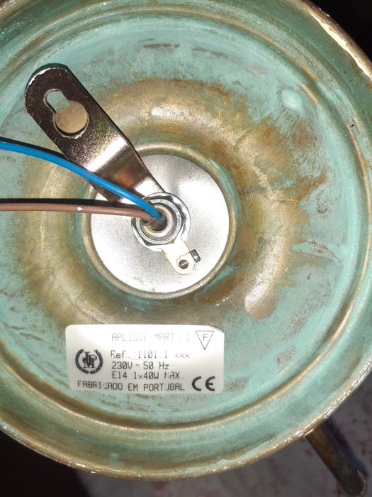 Candeeiros como novos