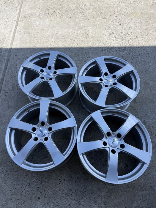 Диски 18 5.120 ЕТ20 8jx18H2 BMW E60 E39