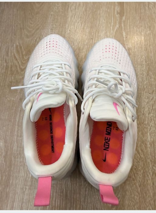 кросівки Nike Mind White Pink