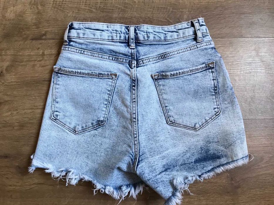 Джинсові шорти 12-13 років