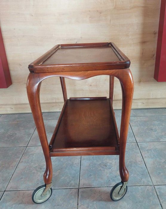 Wózek kelnerski drewniany lakierowany. Retro. Używany. Stan dobry.