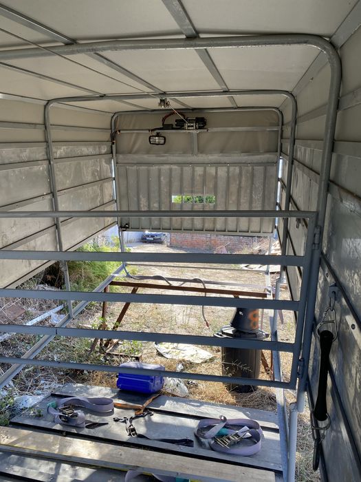 Grade para transporte de animais