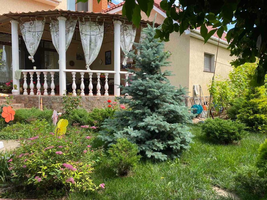 :) ЕКС продам будинок в с.Фонтанка 3 спальні кухня вітальня з меблями технікою 195 000 долл