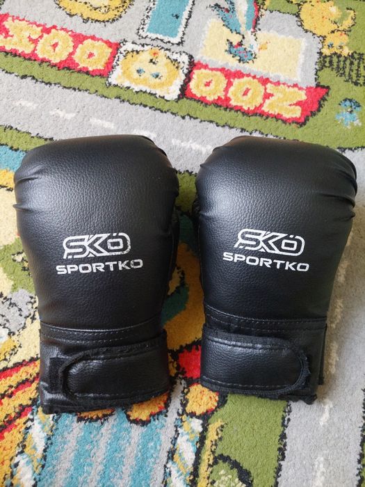 Продам боксерські рукавички