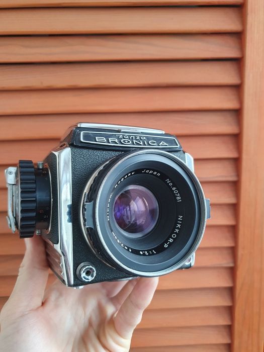 BRONICA S  середній формат