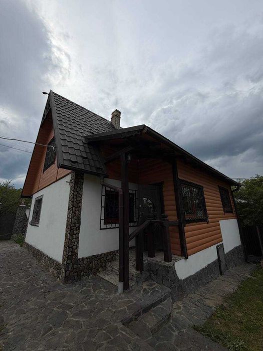 Продаж затишного заміського будинку в селі Височанка біля лісу