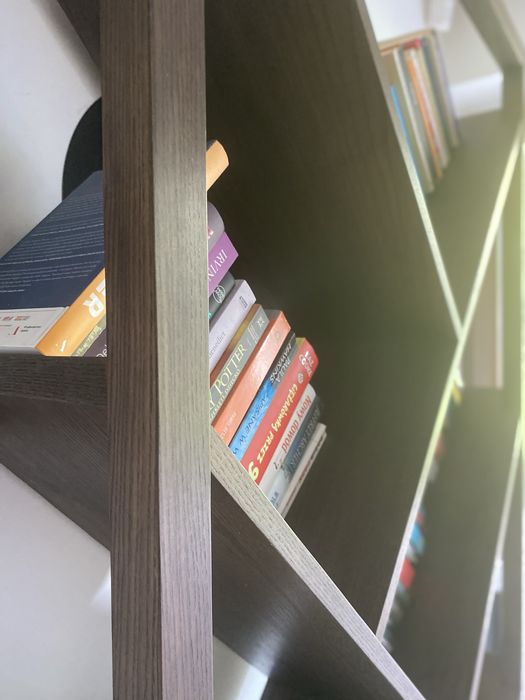 Regał, półki na książki