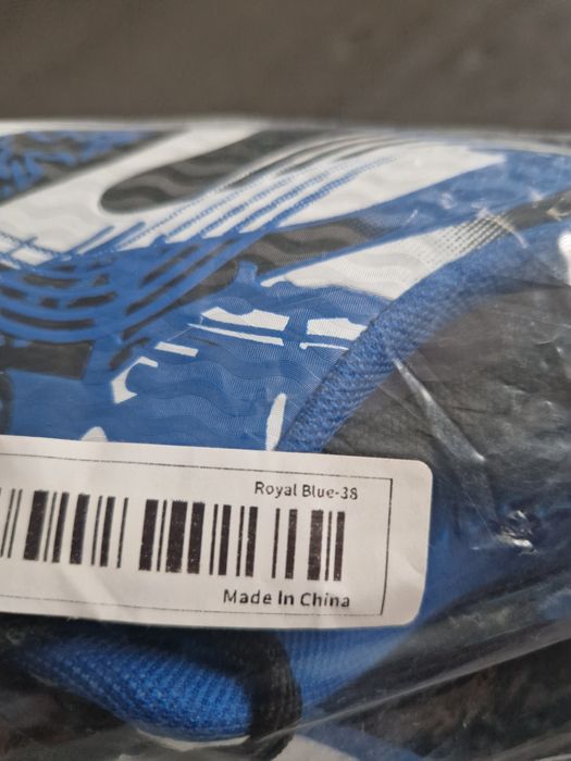 Korki pilkarskie rozmiar 38,39