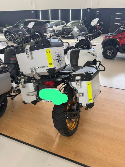 Venda de 3 malas  em aluminio