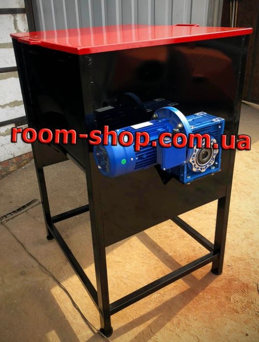 Смеситель шнековый, горизонтальный, змішувач, кормосмеситель, шнек