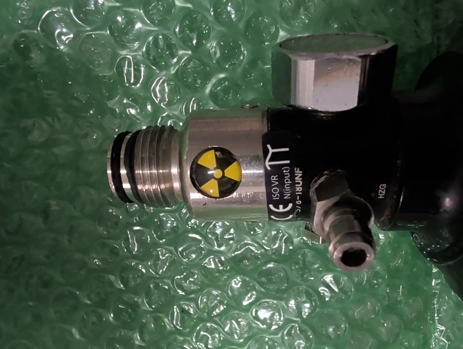 Пейнбольний маркер ION з балоном і кульками