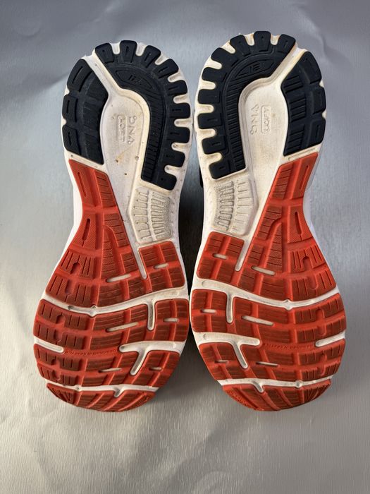 Кроссовки Brooks Adrenaline GTS 21