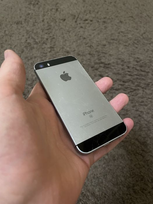 Продам iPhone se 2016 32gb