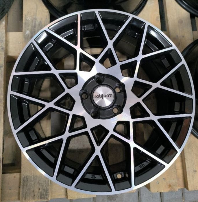 Диски в ідеалі 5 108 R18 на Ford Volvo Jaguar Land Range Rover Mach E
