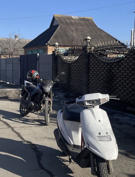 Suzuki address v100
