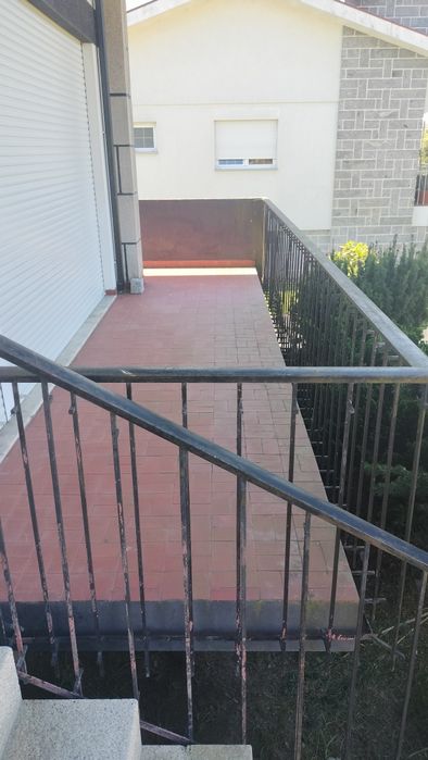Andar de Moradia T3 para alugar