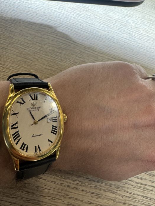 Позолоченые швейцарские часы Raymond Weil