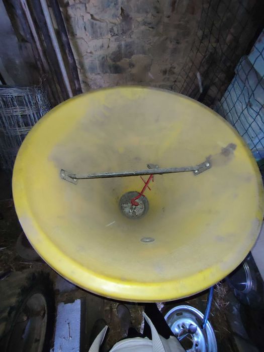 NOVO / SEM USO Distribuidor de Adubo/Sementes Joper DC 250 - Relíquia